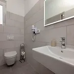 Affittacamere La Preziosa 3*