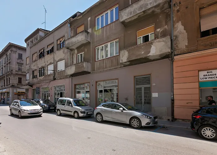 게스트하우스 La Preziosa 풀라