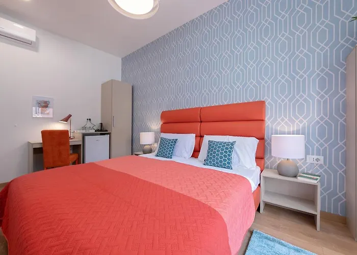 게스트하우스 La Preziosa 3*