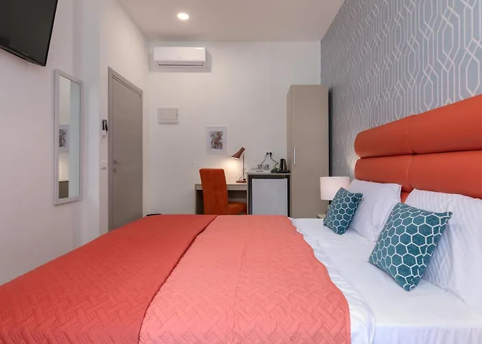 게스트하우스 La Preziosa 3*