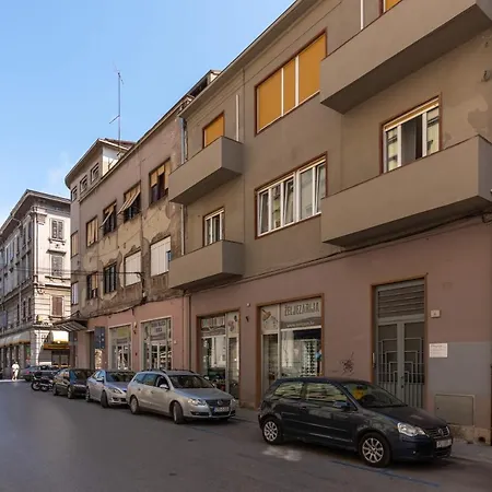 La Preziosa Konukevi Pula